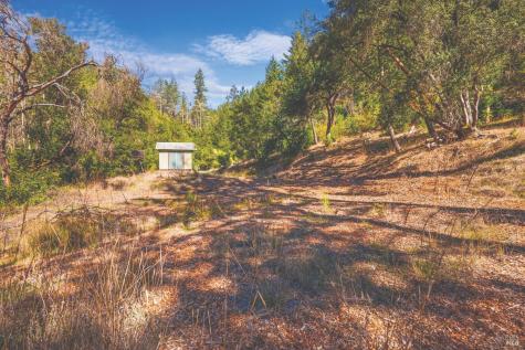 6581 St Helena Road Santa Rosa CA 95404