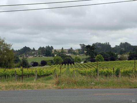 4758 Blank Road Sebastopol CA 95472