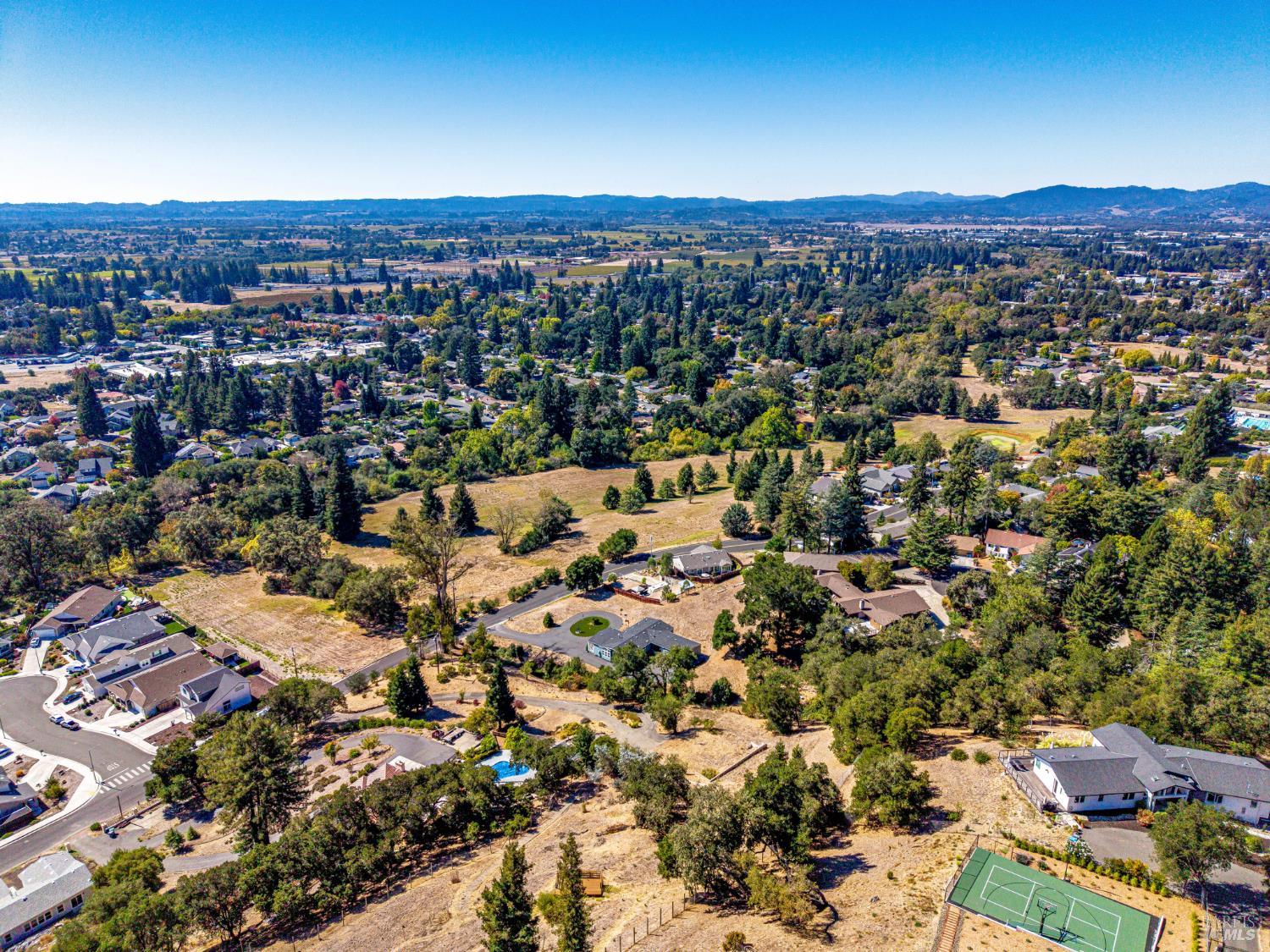 4980 Carriage Lane Santa Rosa CA 95403