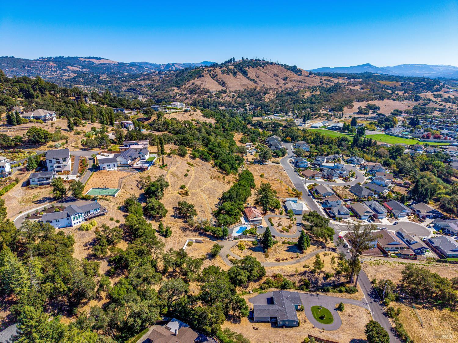 4980 Carriage Lane Santa Rosa CA 95403