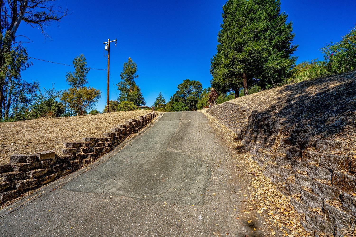 4980 Carriage Lane Santa Rosa CA 95403