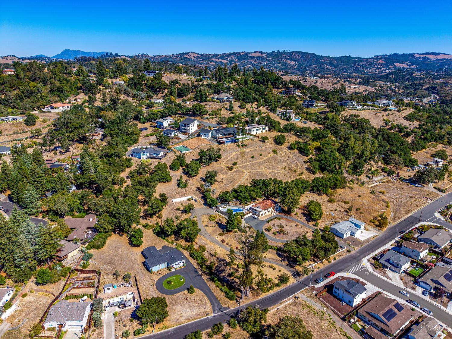 4980 Carriage Lane Santa Rosa CA 95403