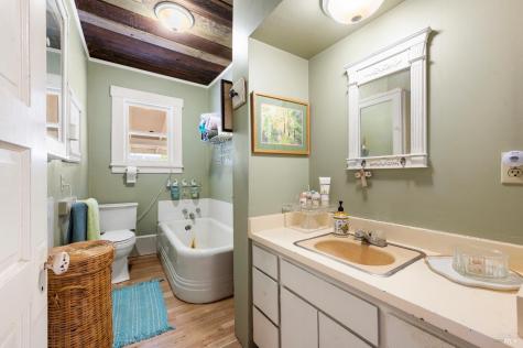 4995 Stage Gulch (bonness) Road Sonoma CA 95476