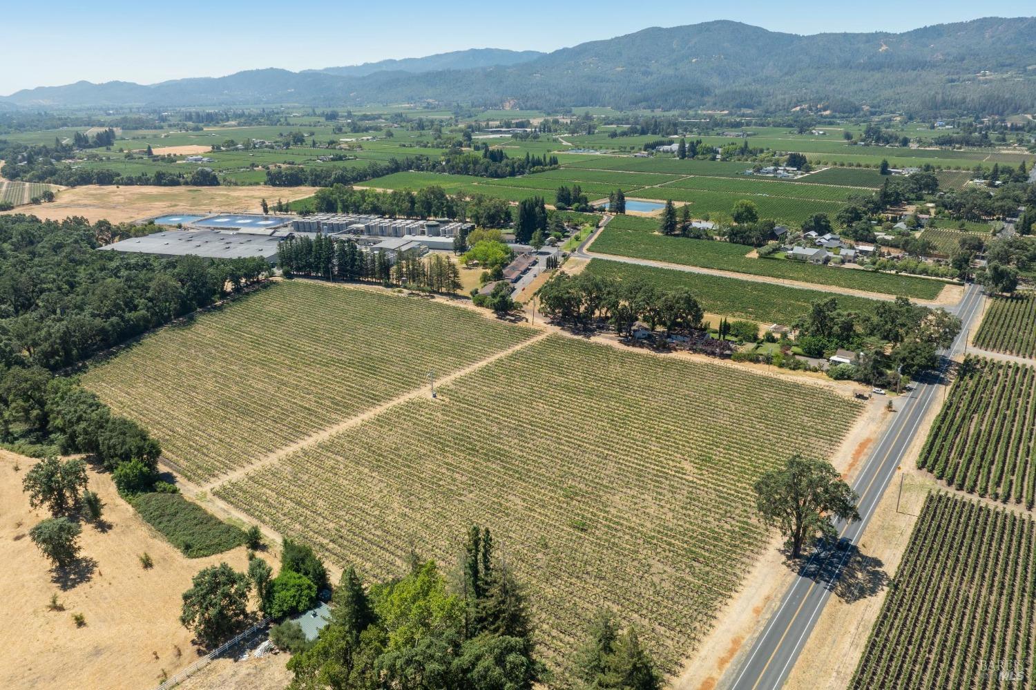 79 Zinfandel Lane St. Helena CA 94574