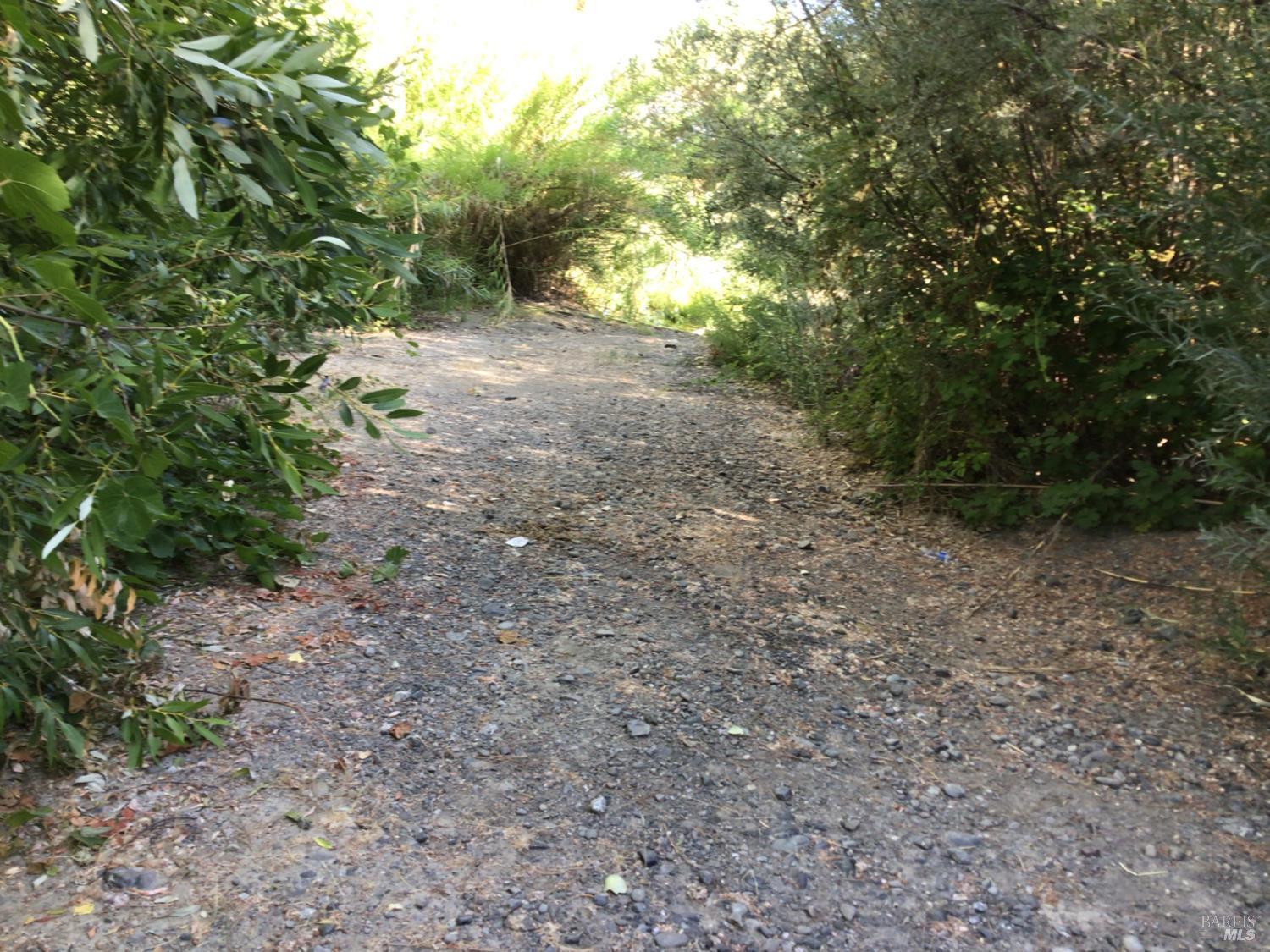 19774 E Highway 20 Clearlake Oaks CA 95423