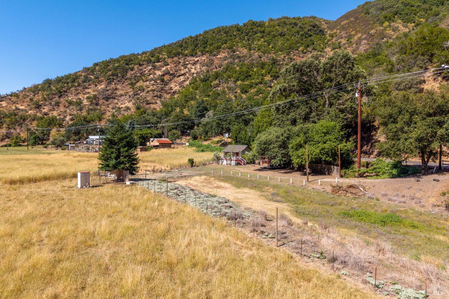 8670 Scotts Valley Road Upper Lake CA 95485