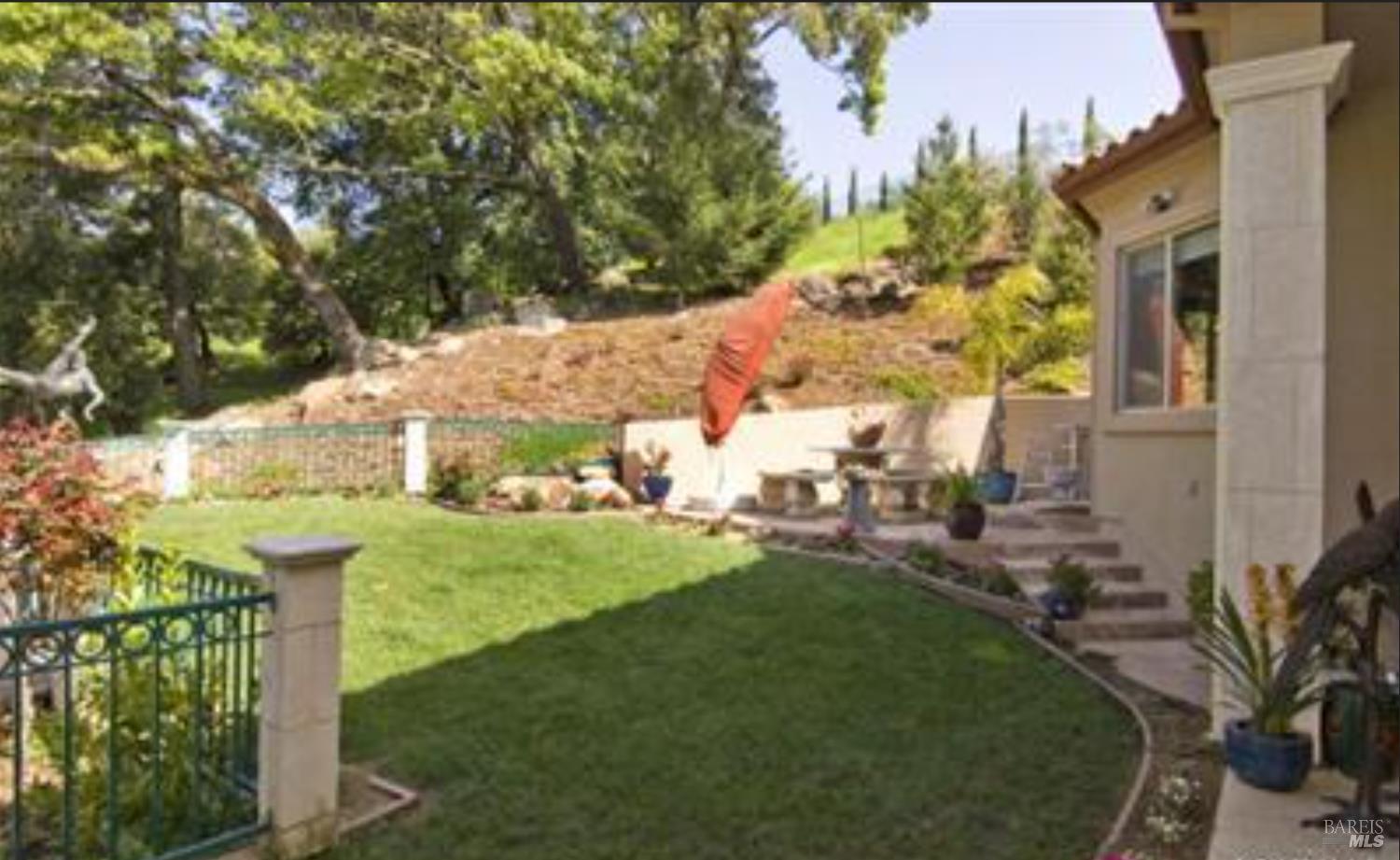3600 Crown Hill Drive Santa Rosa CA 95404