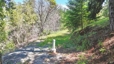 8207 W Dry Creek Road Healdsburg CA 95448
