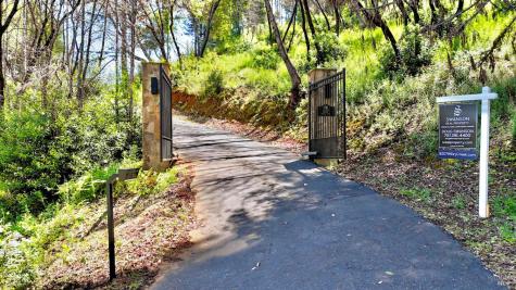 8207 W Dry Creek Road Healdsburg CA 95448