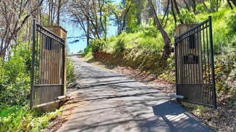 8207 W Dry Creek Road Healdsburg CA 95448