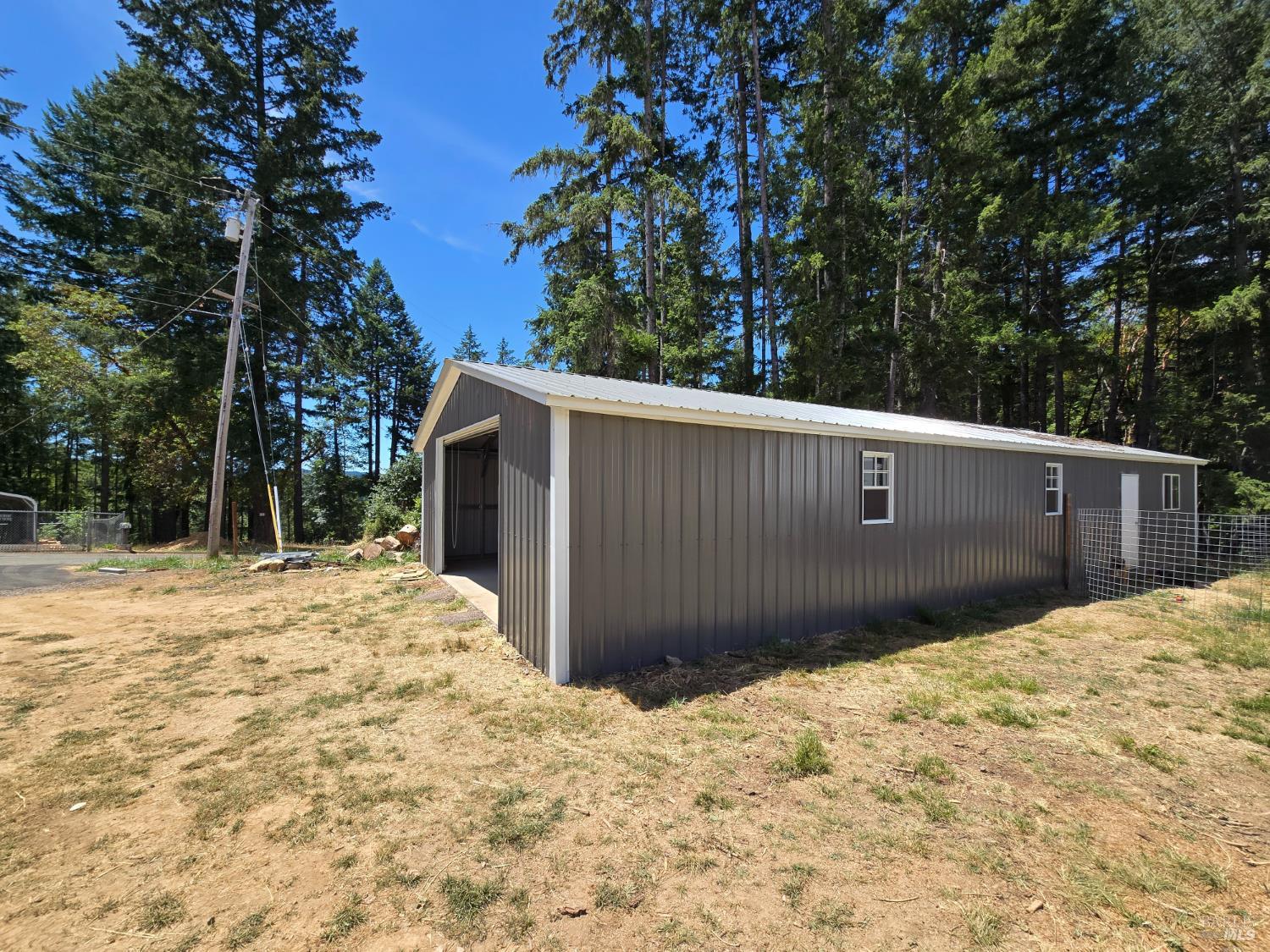 26102 Peacock Road Willits CA 95490