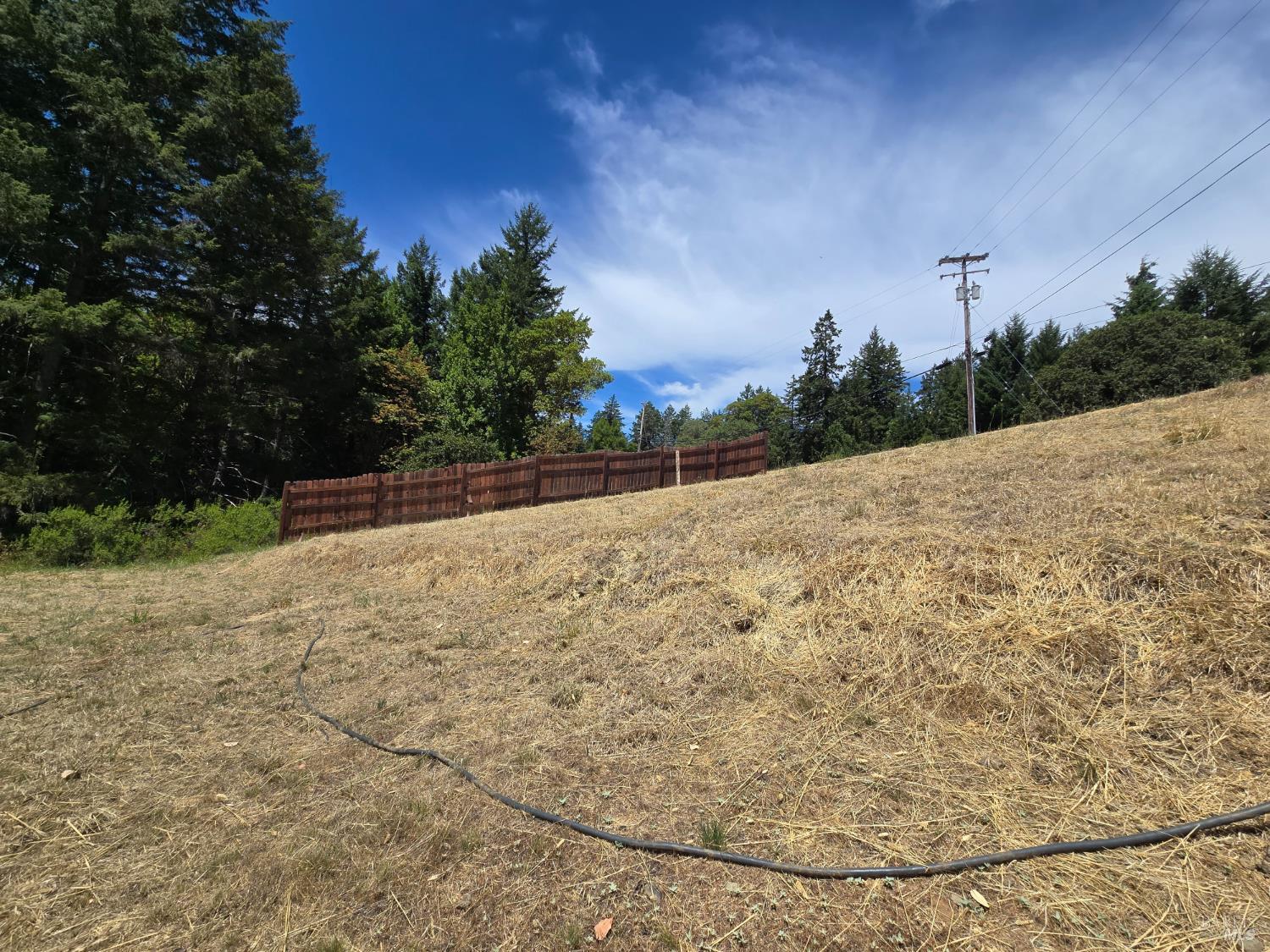 26102 Peacock Road Willits CA 95490