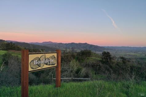 594 Artisan Circle Geyserville CA 95441