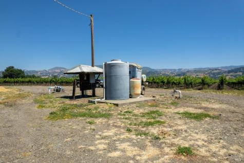 5744 Highway 128 Geyserville CA 95441