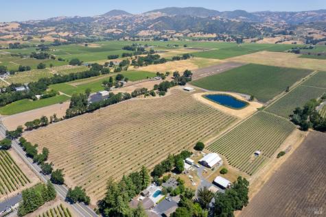 5744 Highway 128 Geyserville CA 95441