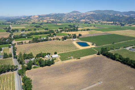 5744 Highway 128 Geyserville CA 95441