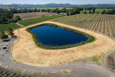 5744 Highway 128 Geyserville CA 95441