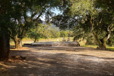 11420 White Fang Glen Kenwood CA 95452