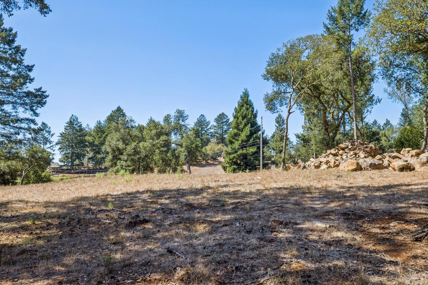 2803 Bardy Road Santa Rosa CA 95404