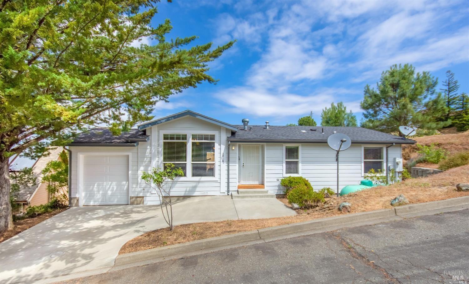 318 Black Oak Lane Napa CA 94558