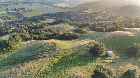 21350 River Road Geyserville CA 95441