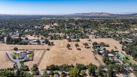 1050 Craig Avenue Sonoma CA 95476
