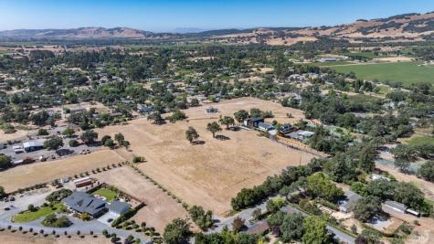 1050 Craig Avenue Sonoma CA 95476