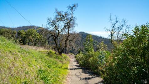 1470 Los Alamos Road Santa Rosa CA 95409