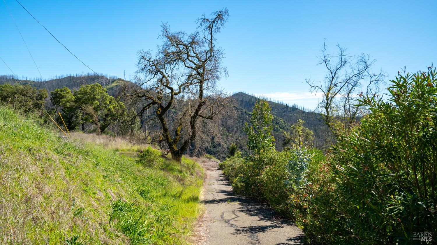 1470 Los Alamos Road Santa Rosa CA 95409