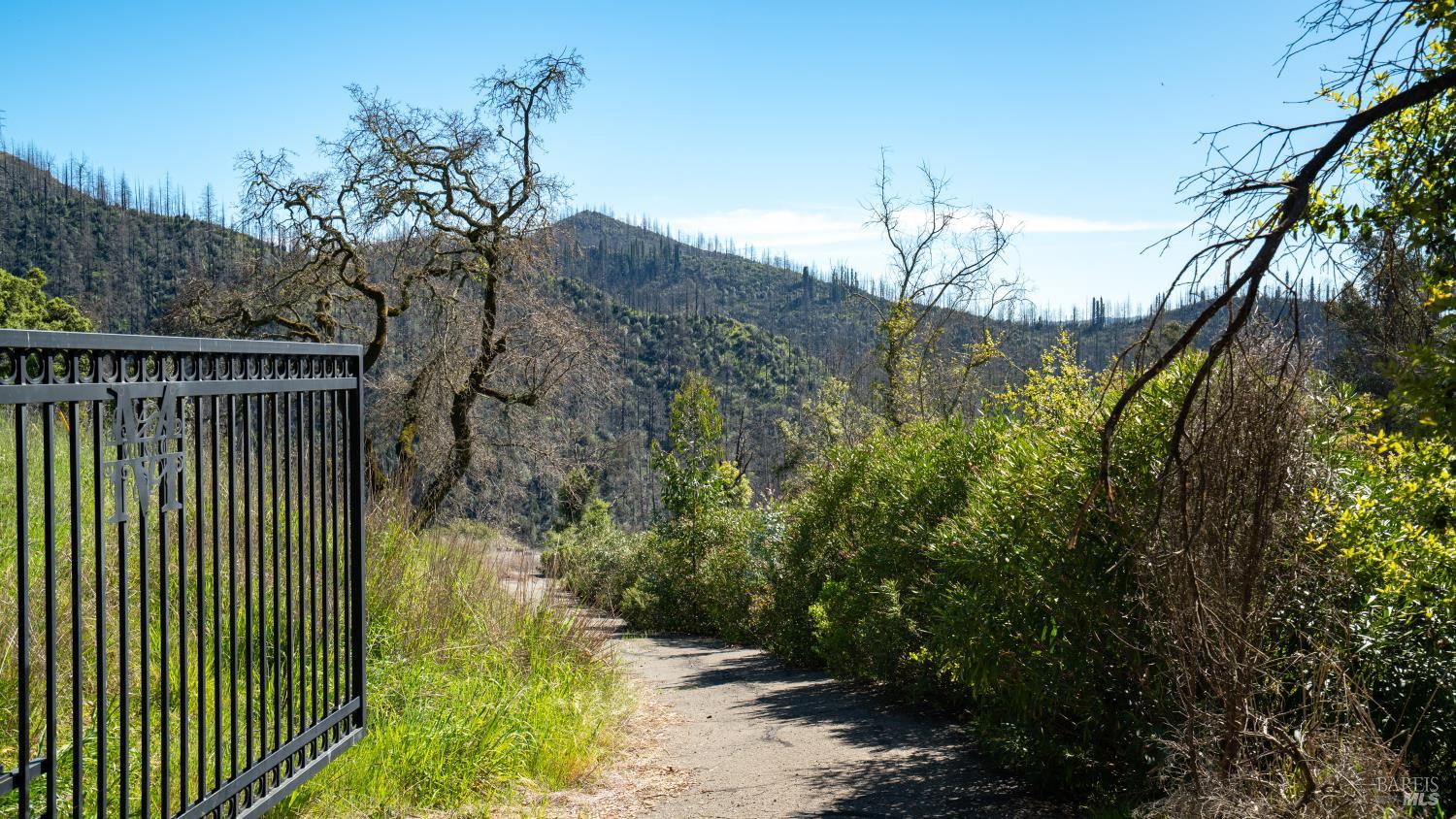 1470 Los Alamos Road Santa Rosa CA 95409