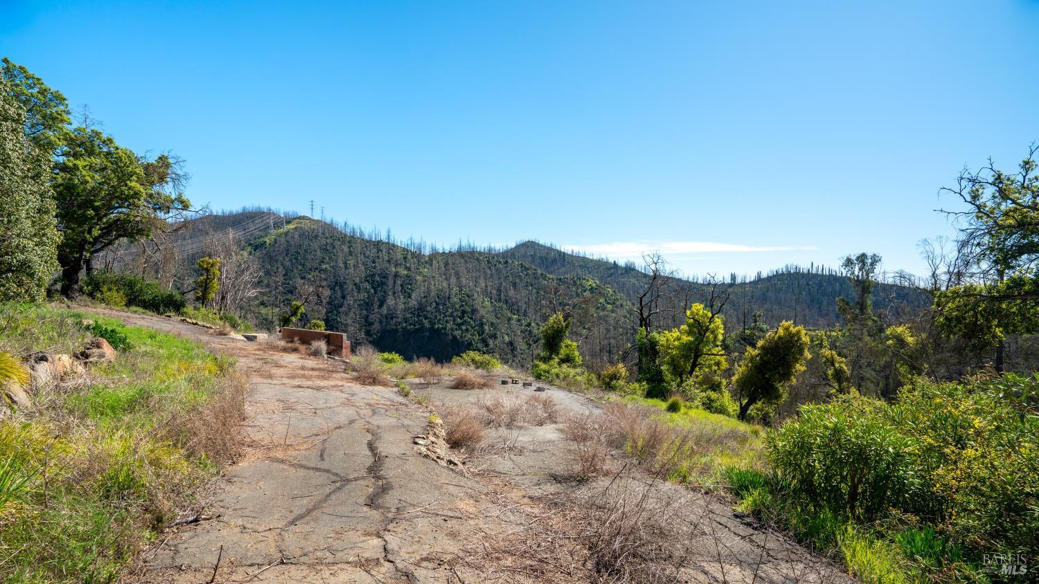 1470 Los Alamos Road Santa Rosa CA 95409