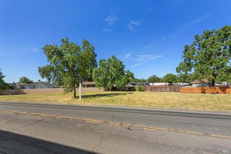 8185 Old Redwood Highway Windsor CA 95492