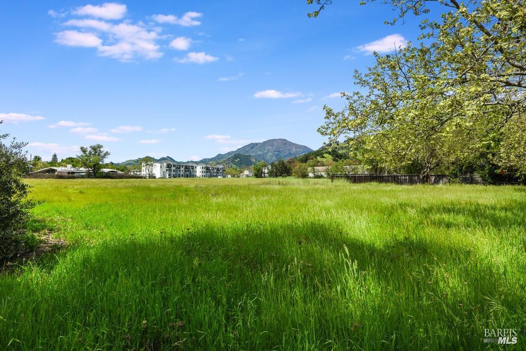 33 Brannan Street Calistoga CA 94515