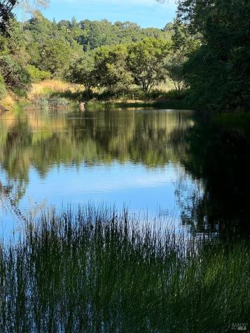 950 Canyon Road Geyserville CA 95441