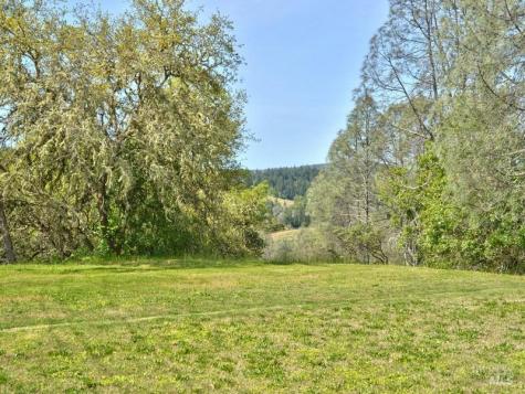 950 Canyon Road Geyserville CA 95441