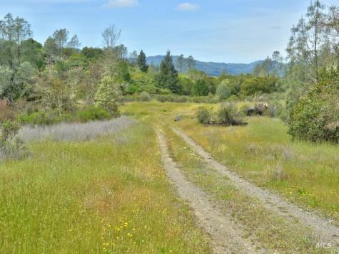 950 Canyon Road Geyserville CA 95441