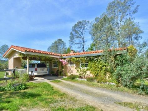 950 Canyon Road Geyserville CA 95441