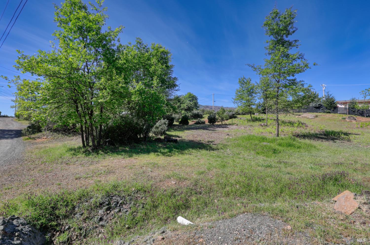 11051 Oak Street Cobb CA 95426