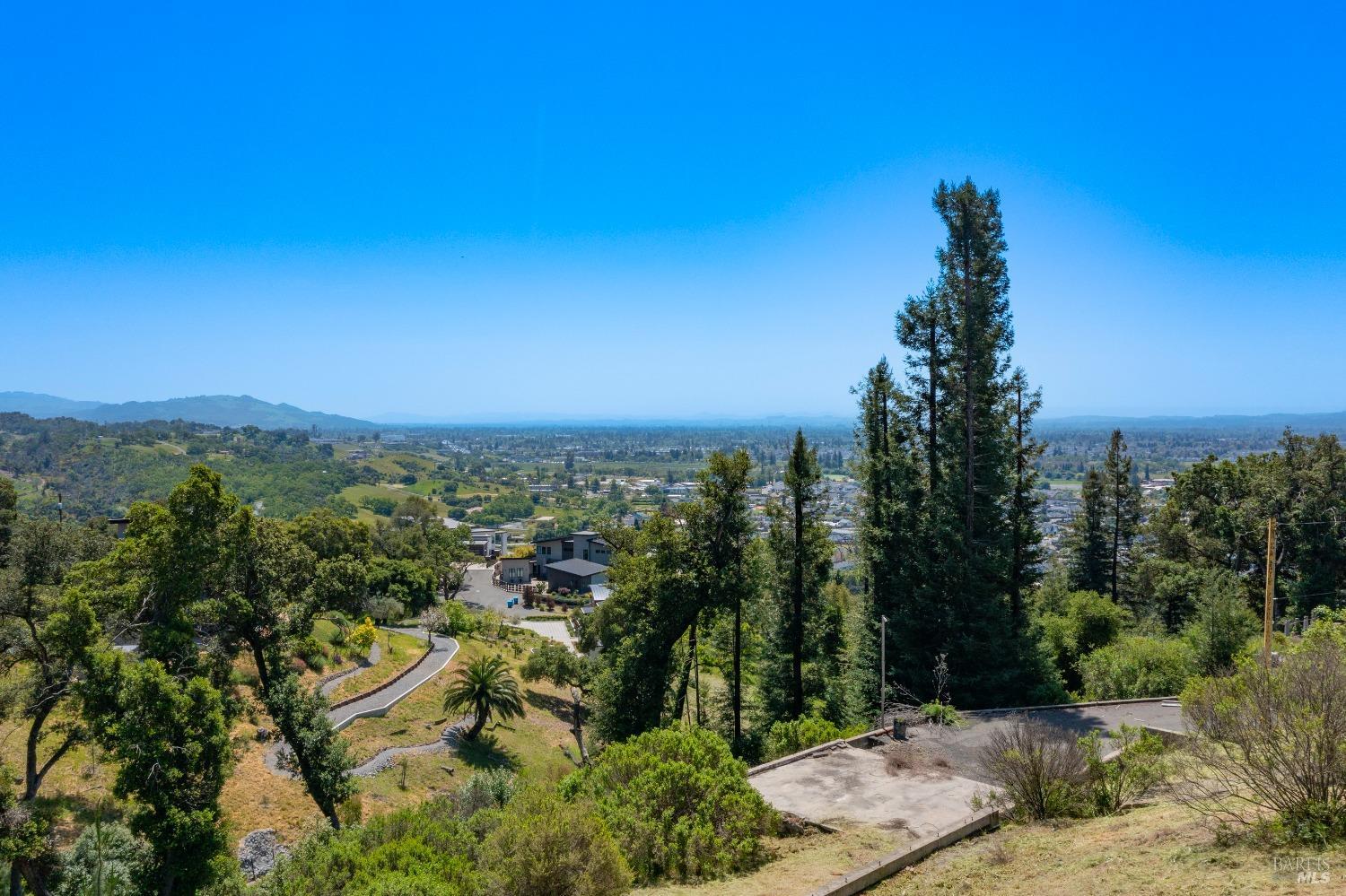 1058 Wikiup Drive Santa Rosa CA 95403