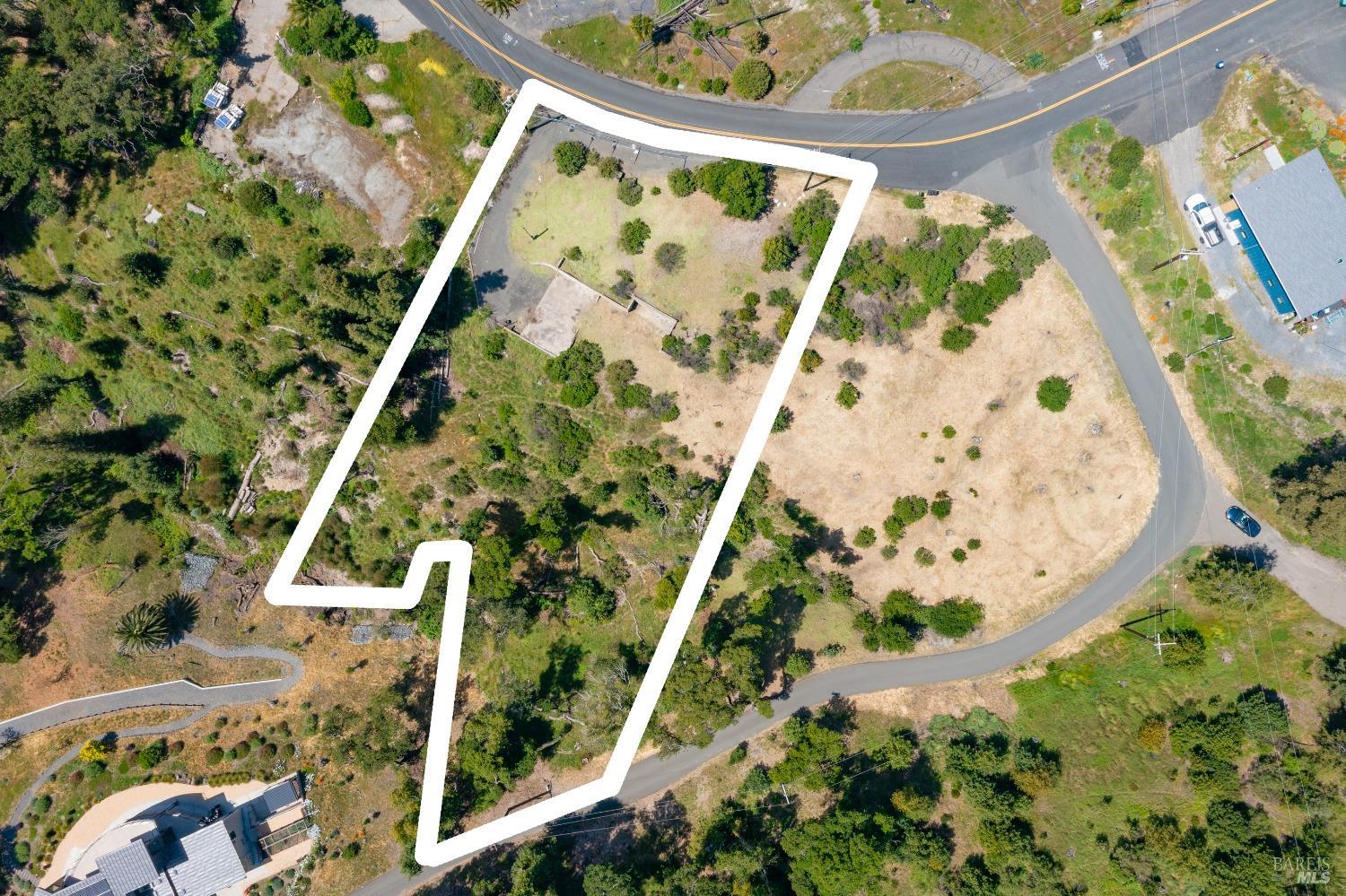 1058 Wikiup Drive Santa Rosa CA 95403
