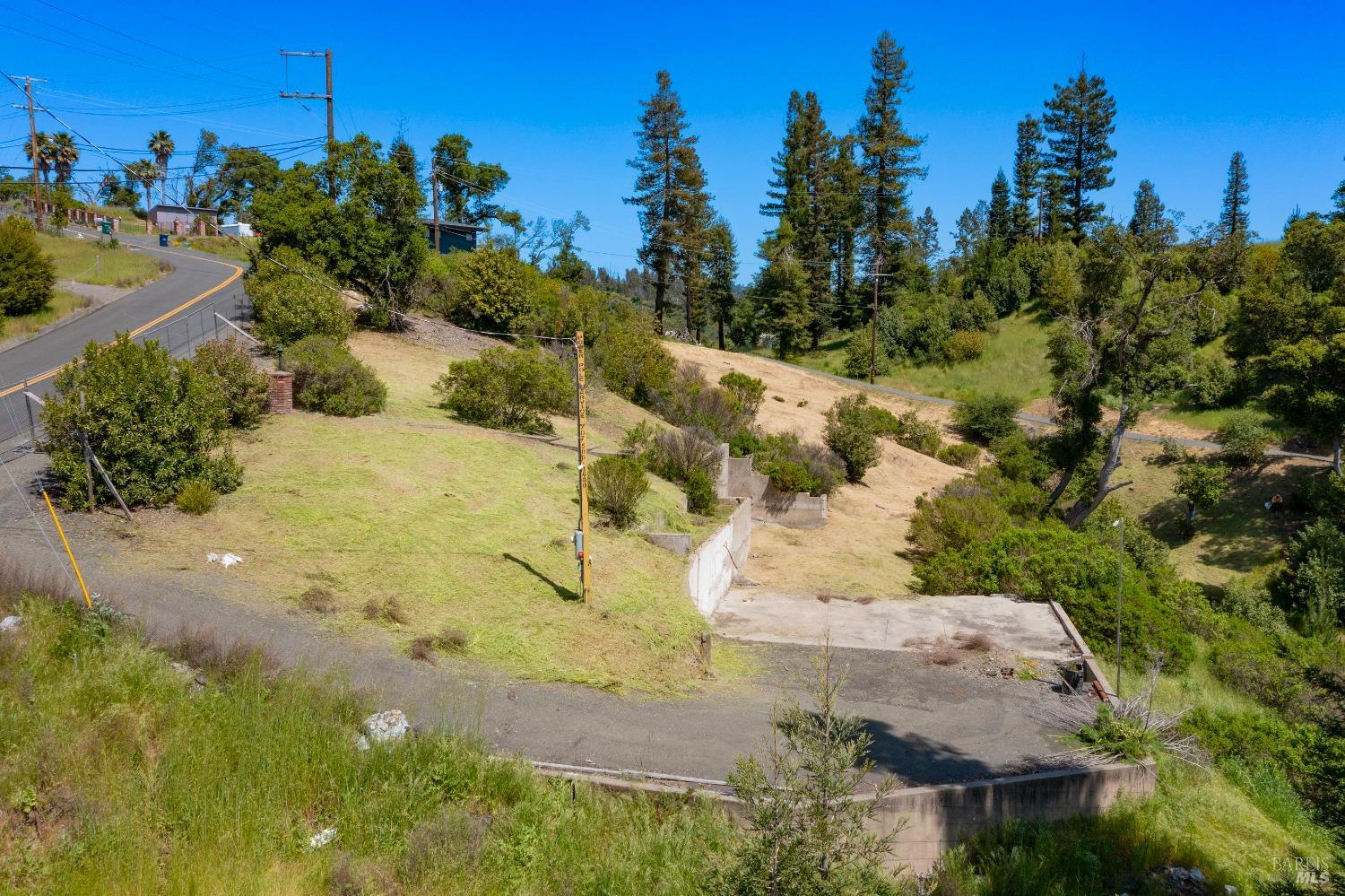 1058 Wikiup Drive Santa Rosa CA 95403
