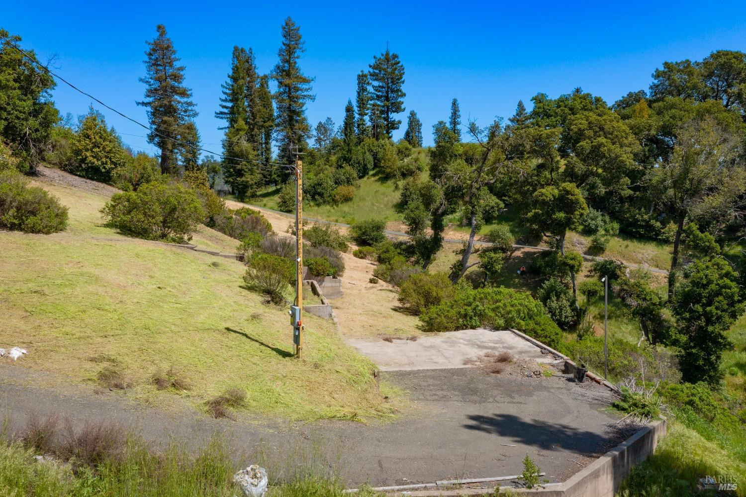 1058 Wikiup Drive Santa Rosa CA 95403