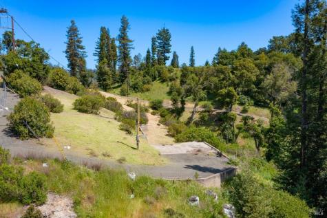 1058 Wikiup Drive Santa Rosa CA 95403