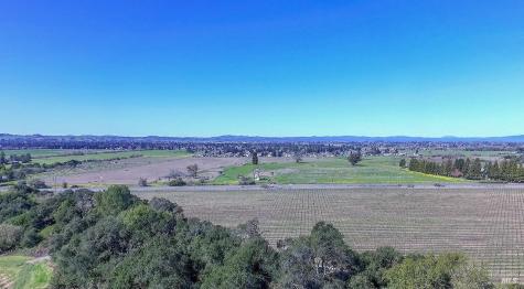 5573 Petaluma Hill Road Santa Rosa CA 95404