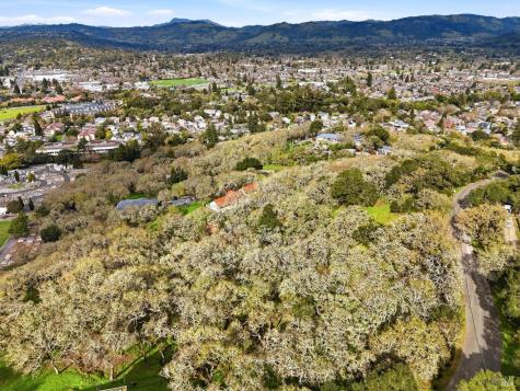3494 Holland Drive Santa Rosa CA 95404