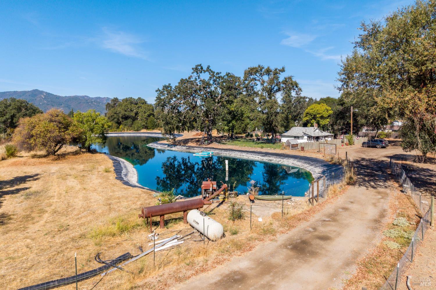 2070-2090 Old River Road Ukiah CA 95482