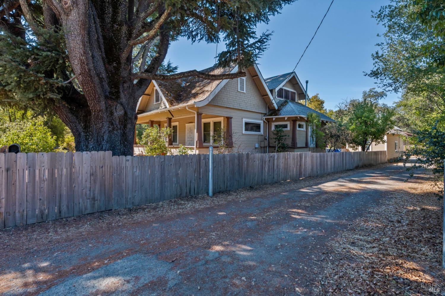 2070-2090 Old River Road Ukiah CA 95482