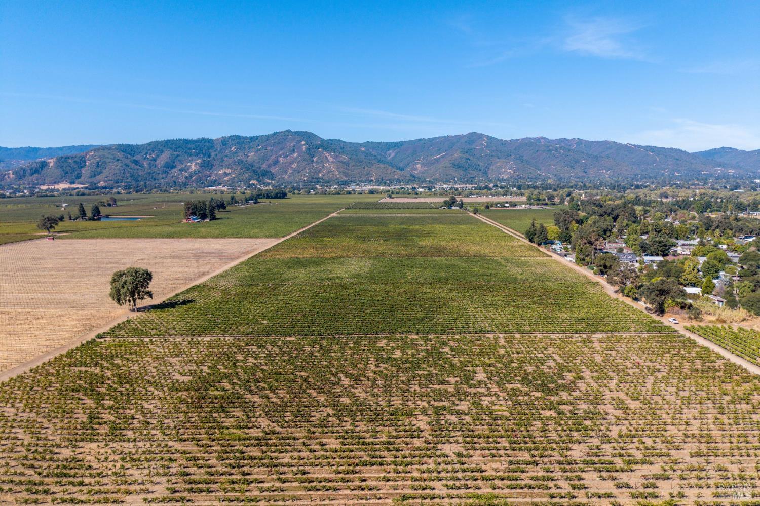 2070-2090 Old River Road Ukiah CA 95482