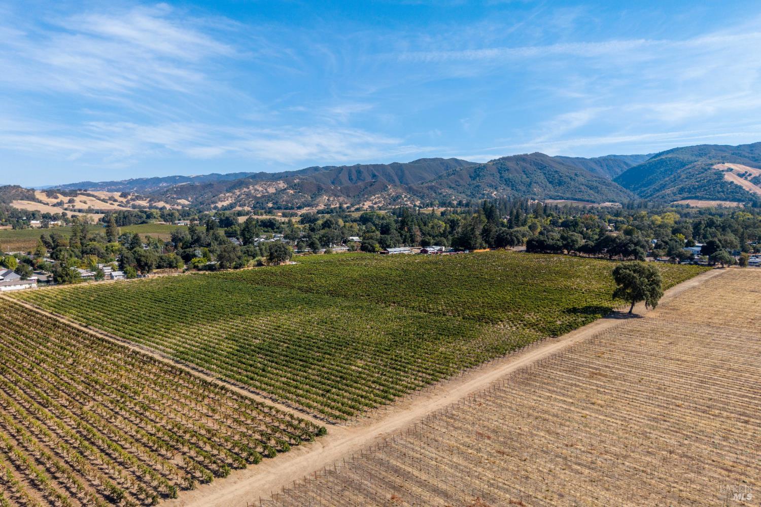 2070-2090 Old River Road Ukiah CA 95482