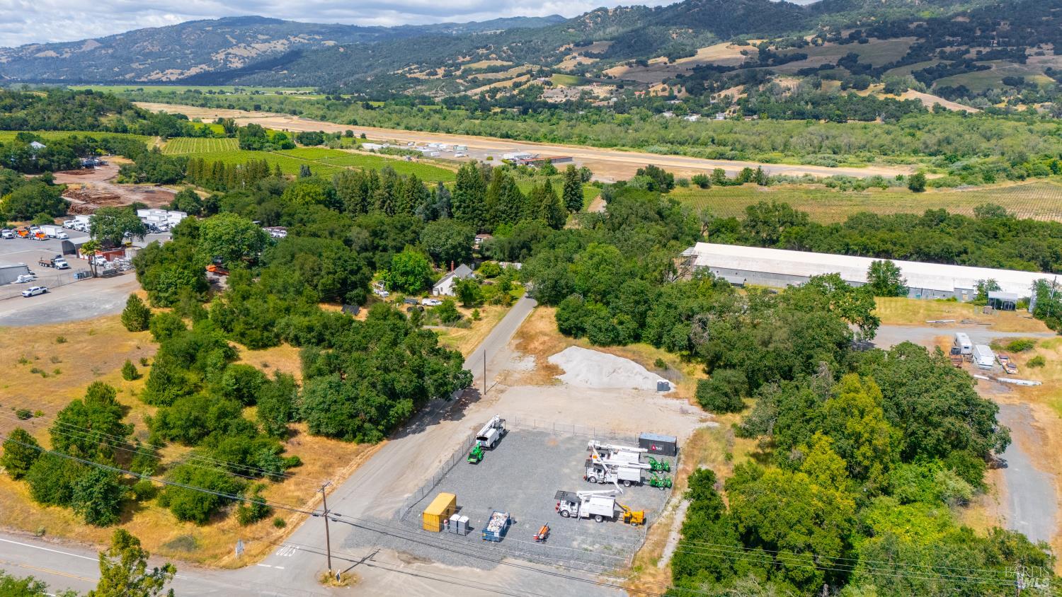 27101 Chrome Iron Road Cloverdale CA 95425